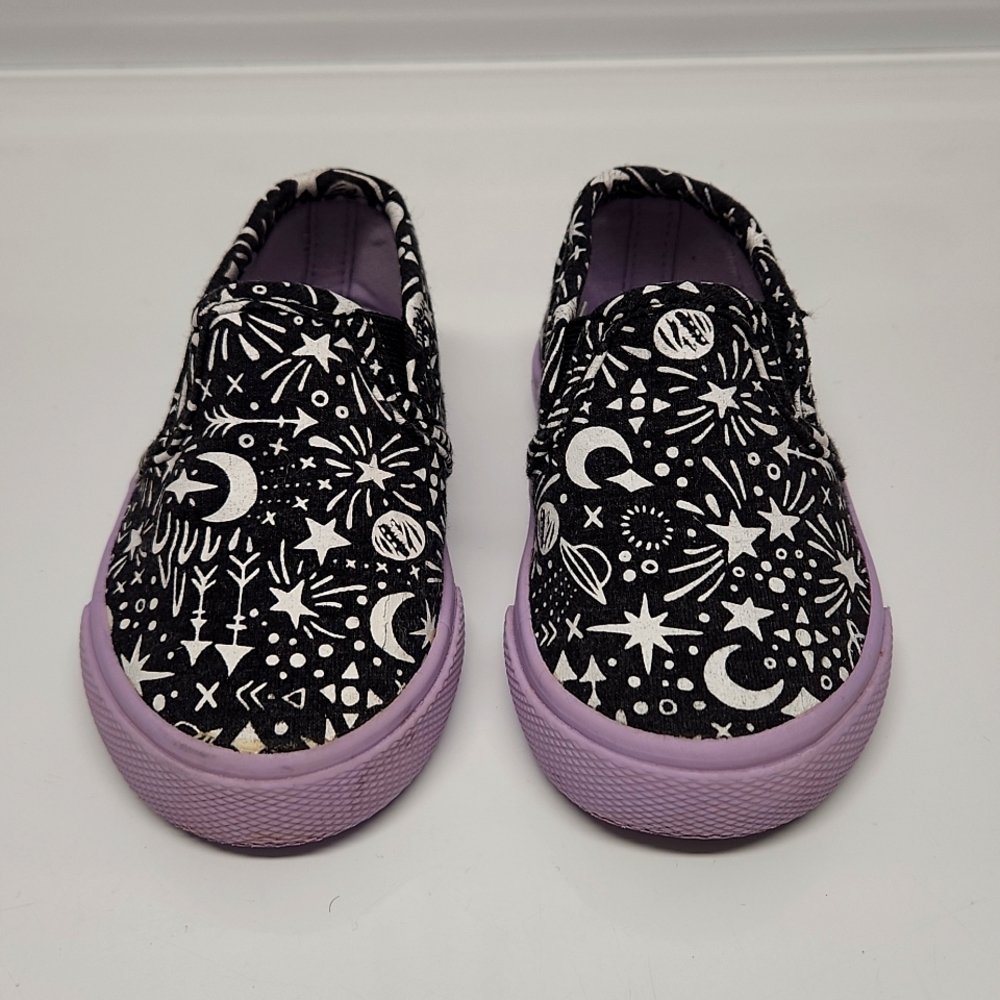 Cat & Jack, black and white, toddler size 4, slip-on sneakers.